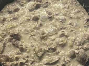 Печень куриная в сметане