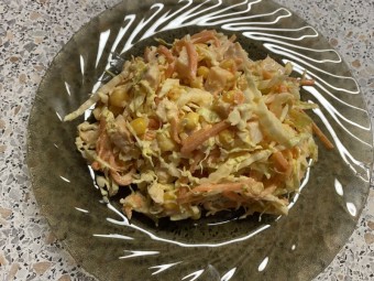 Салат из копченой курицы с морковью по-корейски и пекинской капустой