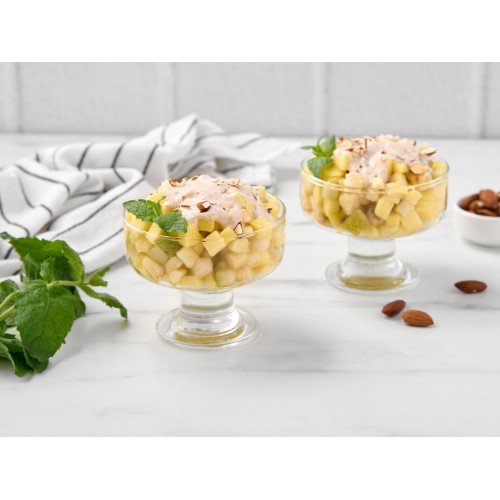 Фруктовый салат с миндальным кремом