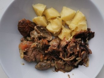 Печень с картофелем