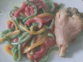 Куриные ножки с лапшой