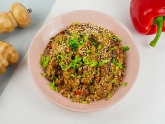 Рис по-тайски с куриными сердечками