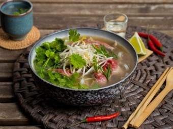Вьетнамский суп с говядиной Фо Бо