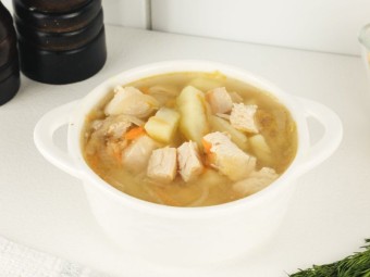 Гороховый суп со свининой