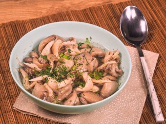 Маринованные вешенки