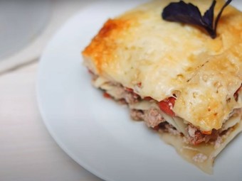 Лазанья с фаршем в микроволновке