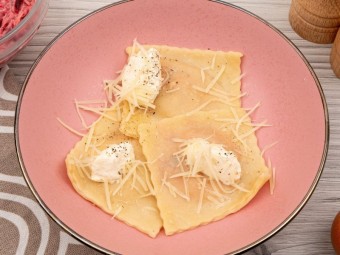 Равиоли с начинкой из свеклы и рикотты