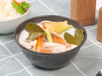 Тайский суп Том Кха