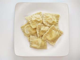 Питальные равиоли с лососем