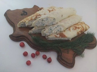 Блинчики с яйцами и творогом