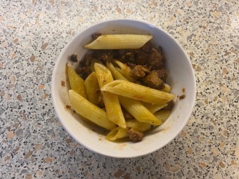 Макароны с шампиньонами и куриной печенью