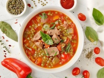 Витаминный суп из баранины с чечевицей
