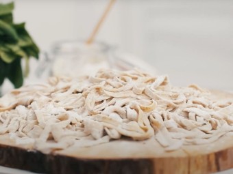 Домашняя паста фетучини