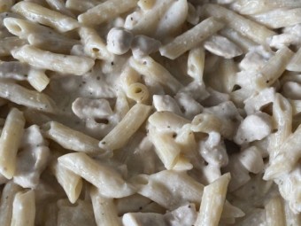 Паста с соусом песто