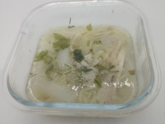 Куриный суп с дайконом в мультиварке