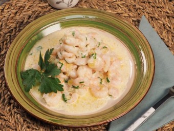 Креветки в сливочно-чесночном соусе